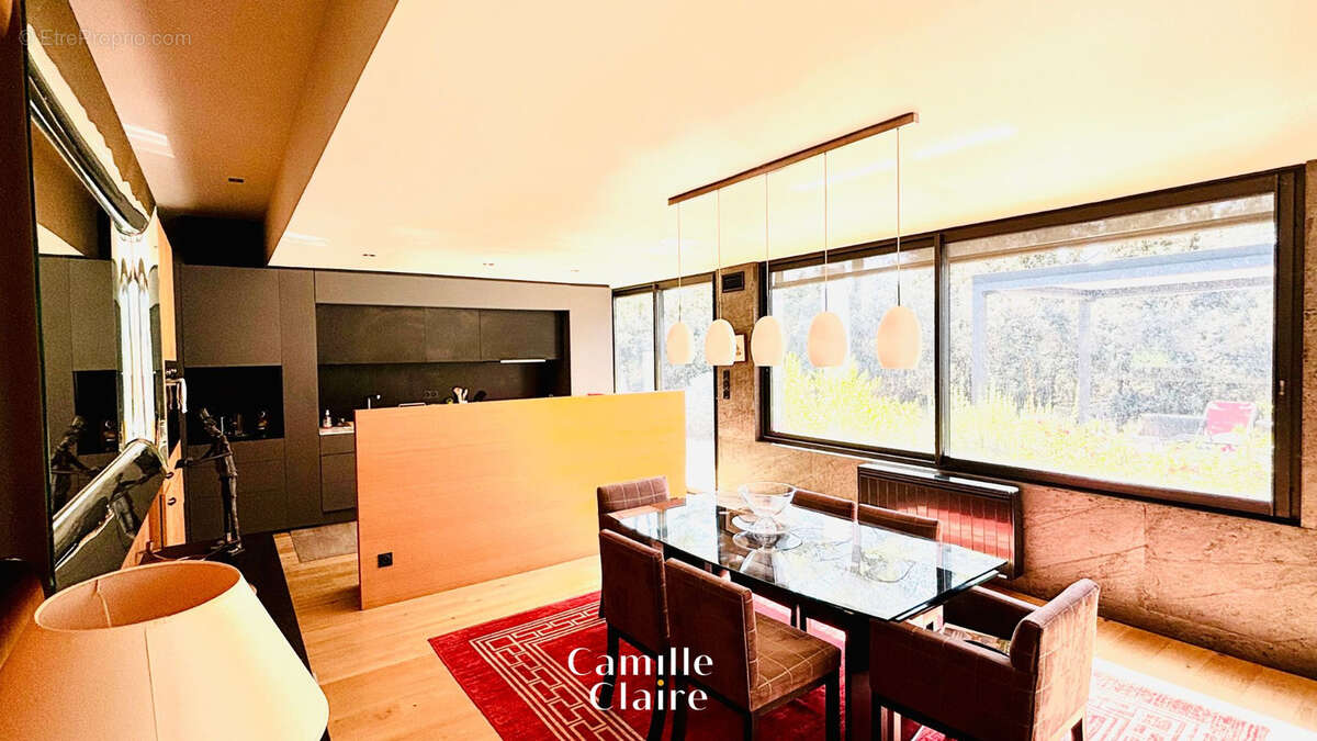 Maison à SAINT-MARC-JAUMEGARDE