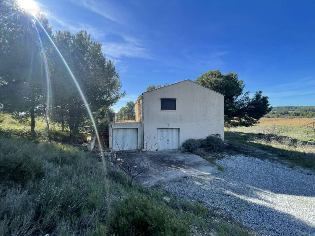 Maison à VILLEVEYRAC