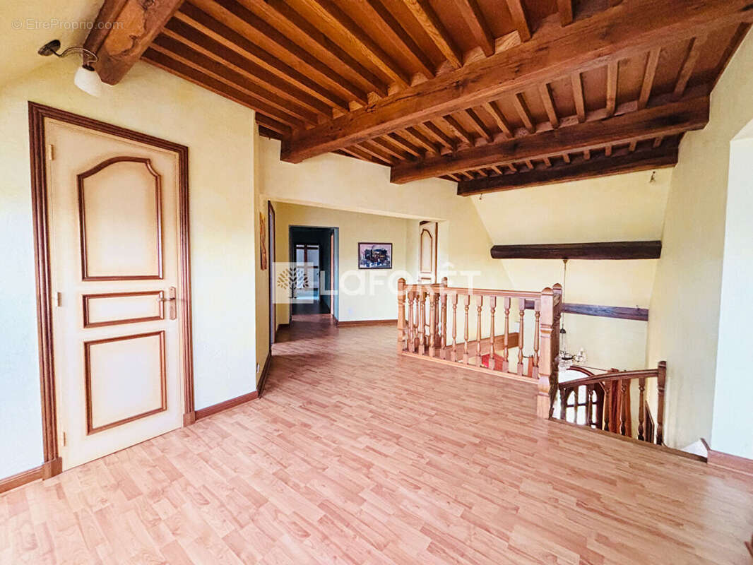 Maison à SAINT-MAURICE-LES-CHATEAUNEUF