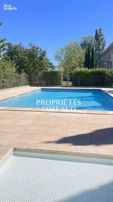 Avignon sud  le t3 qui a tout pour vous séduire ! terrasse plein sud, piscine, garage & parking - photo 4