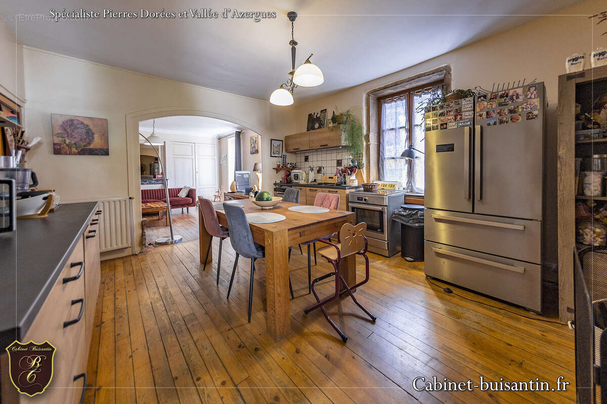 Maison en pierre de caractère : alliance du charme et du potentiel - photo 7