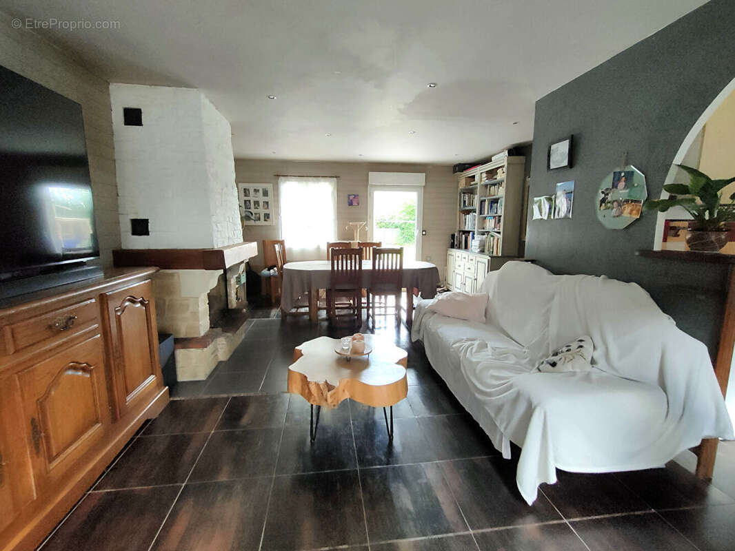 Maison à SAINT-MACLOU-LA-BRIERE