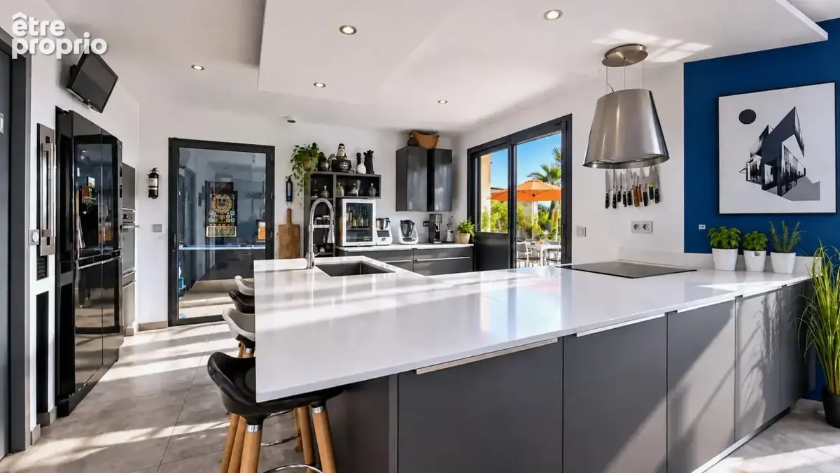 Maison 7 pièces 168 m² à vendre à Rillieux-La-Pape (69140) - photo 4