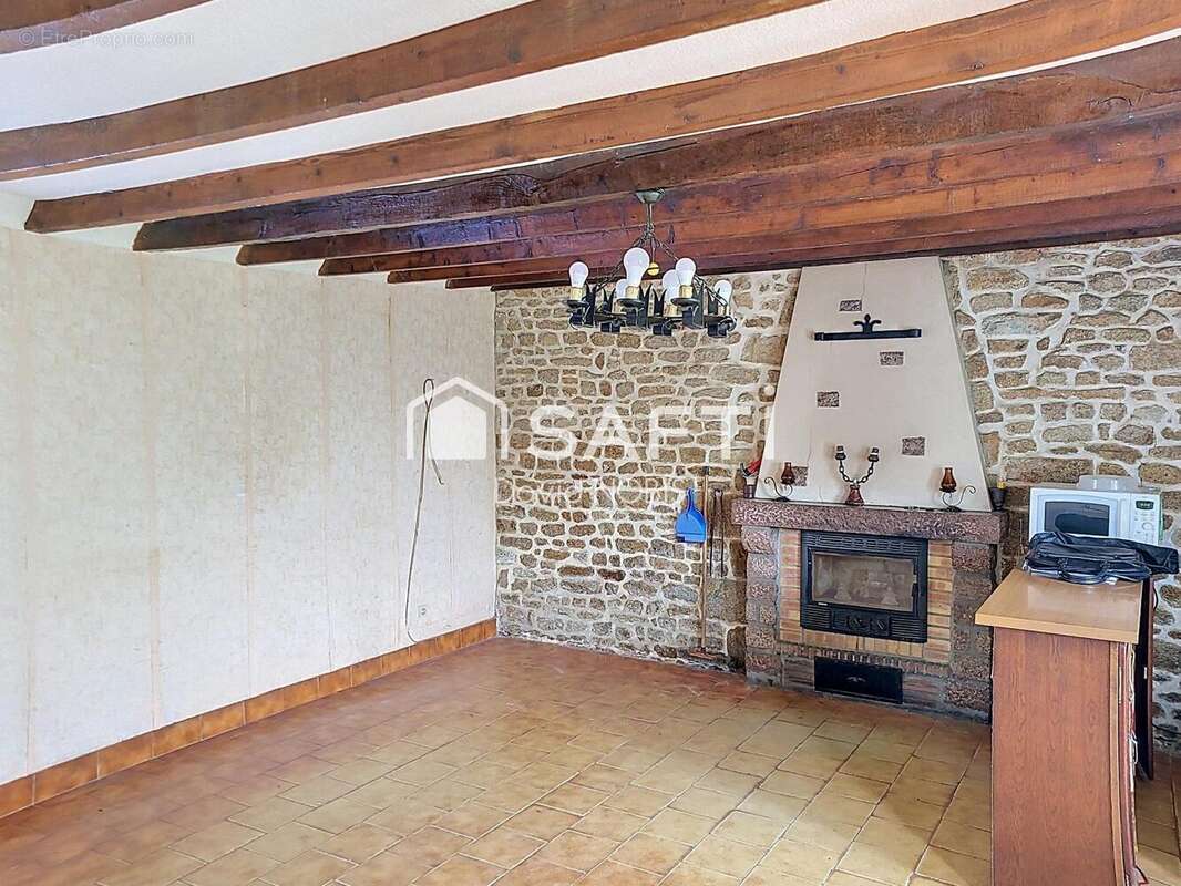 Photo 3 - Maison à SAINT-DENIS-DE-GASTINES
