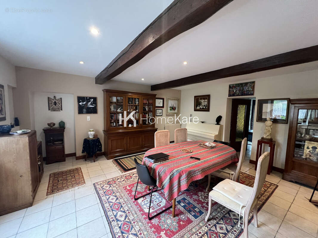 Maison 130 m² à Gourdan-Polignan  - photo 7