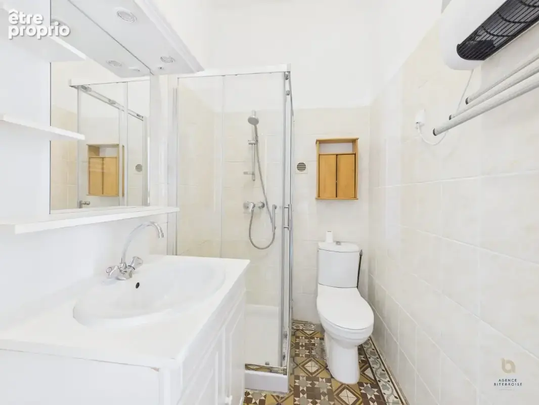 Maison de ville 115 m²  2 garages  terrasse & cour  fort potentiel - photo 5