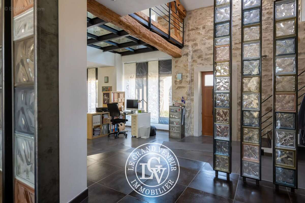 Maison à SAMOIS-SUR-SEINE