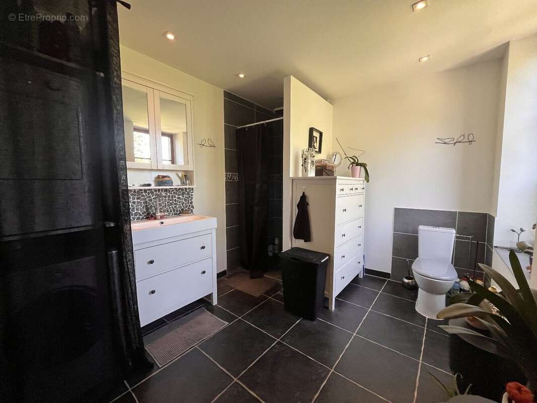 Maison à ARS-SUR-MOSELLE