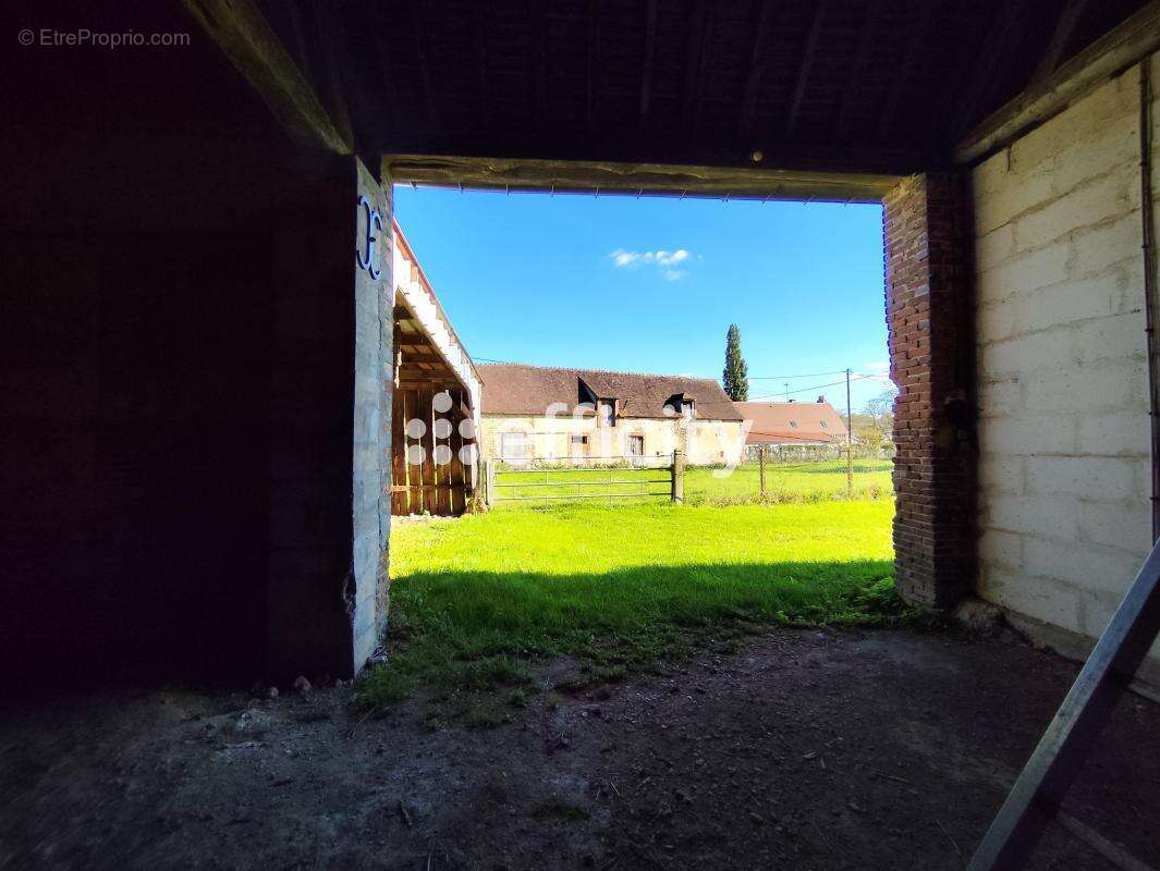 Maison à SAINT-MAURICE-LES-CHARENCEY