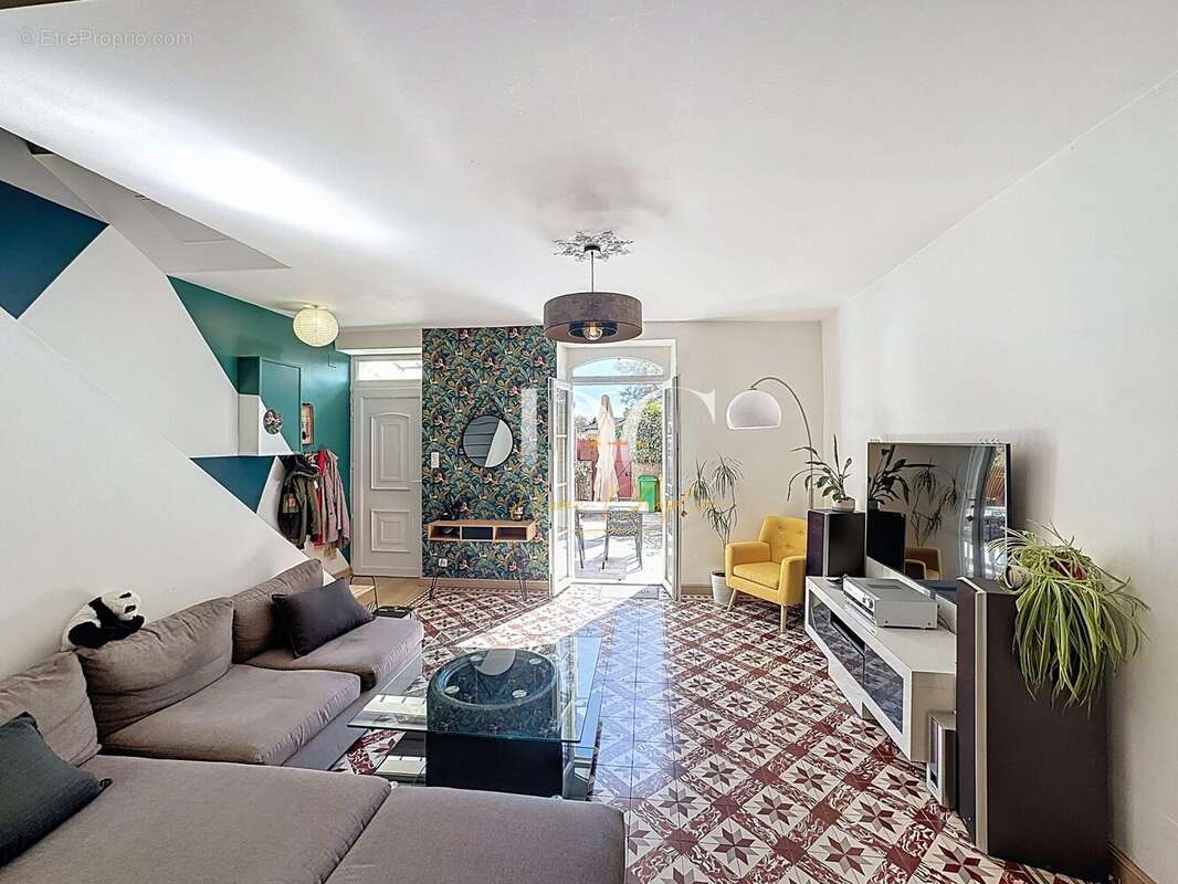 Maison à CAUMONT-SUR-DURANCE