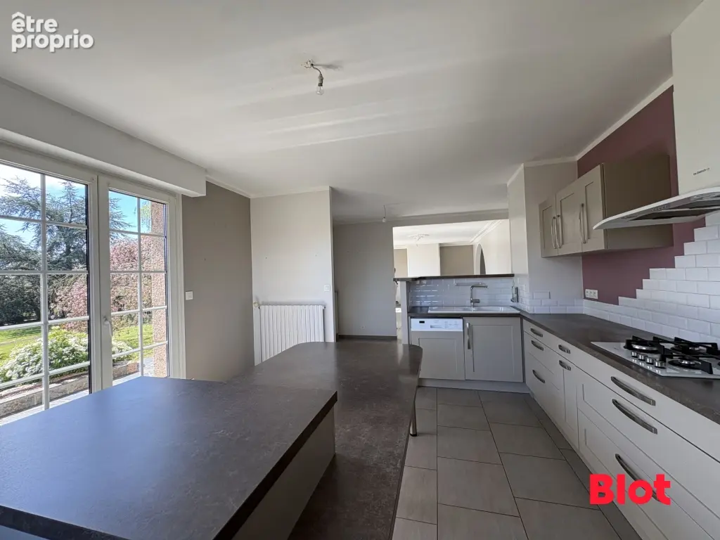 Maison 168 m² à Talensac  - photo 7
