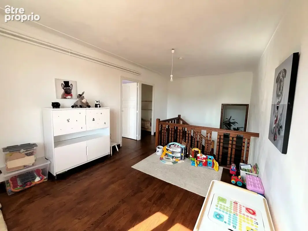Maison 257m², 5 chambres, 3249m² de terrain, grande dépendance - photo 12