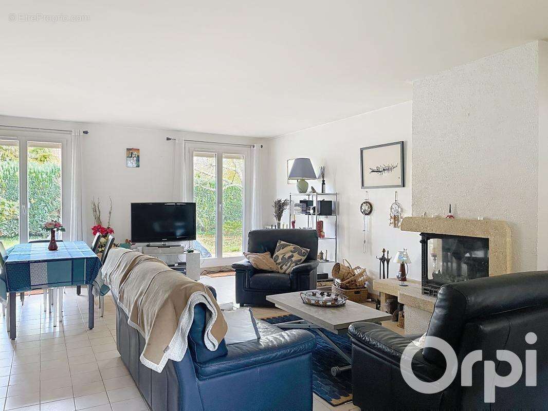 Maison à LONGJUMEAU