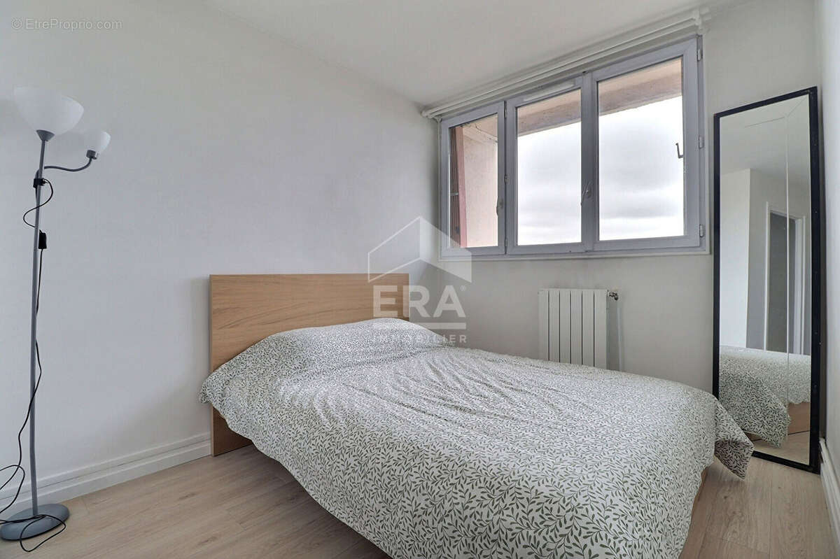 Appartement à AUBERVILLIERS