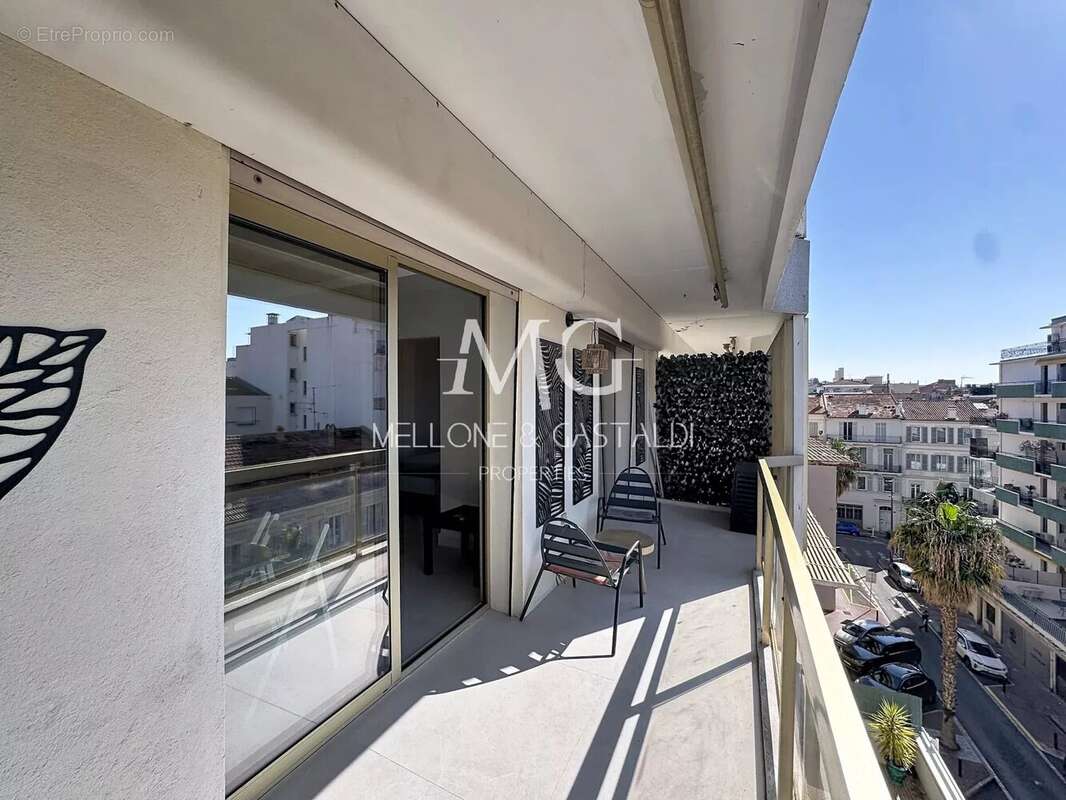 Appartement à CANNES