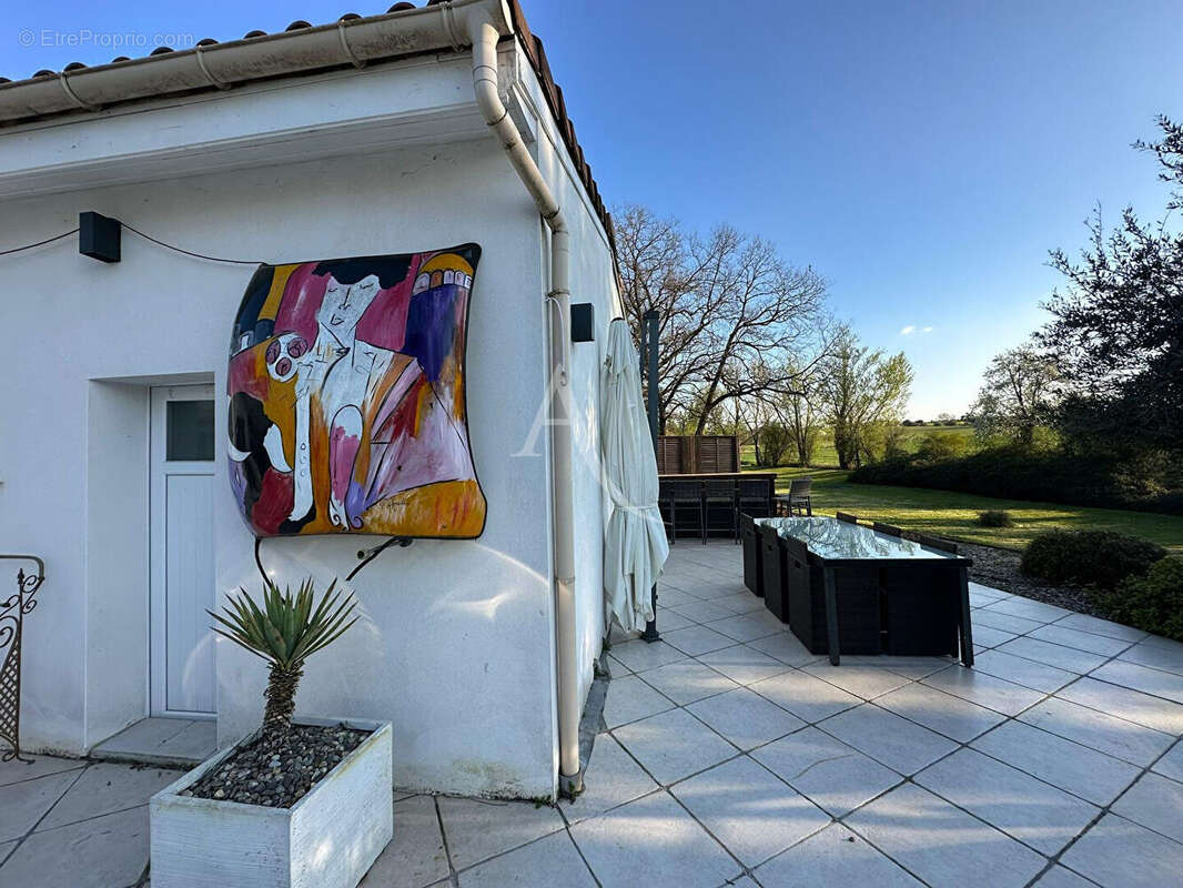 Maison à MONTASTRUC-LA-CONSEILLERE