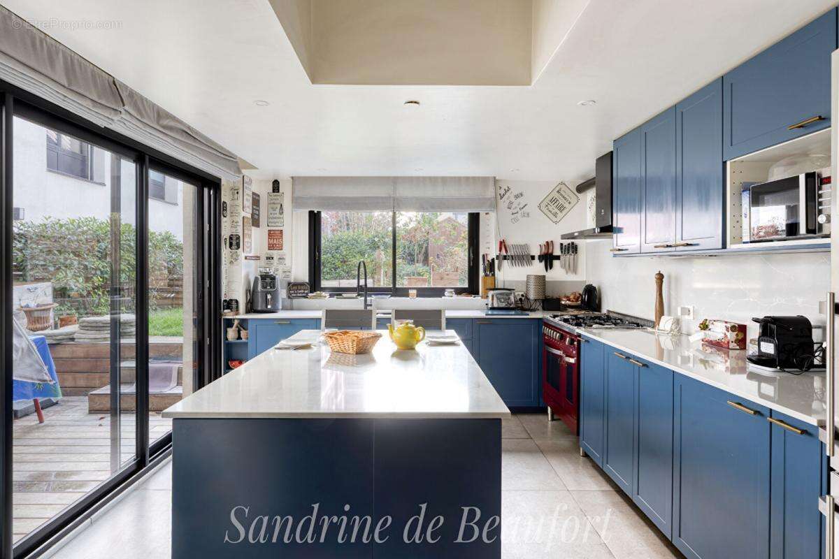 Appartement à ASNIERES-SUR-SEINE