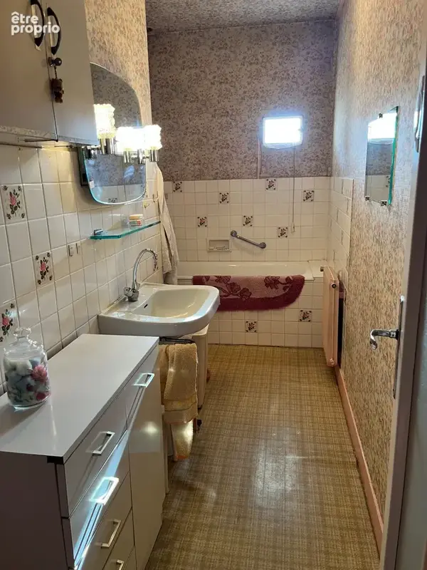 Maison 6 pièces 150 m² à vendre à Thizy (69240) - photo 7