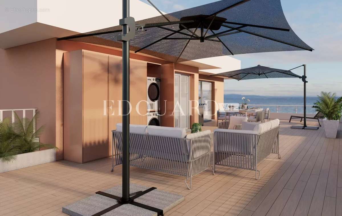 Appartement à ROQUEBRUNE-CAP-MARTIN