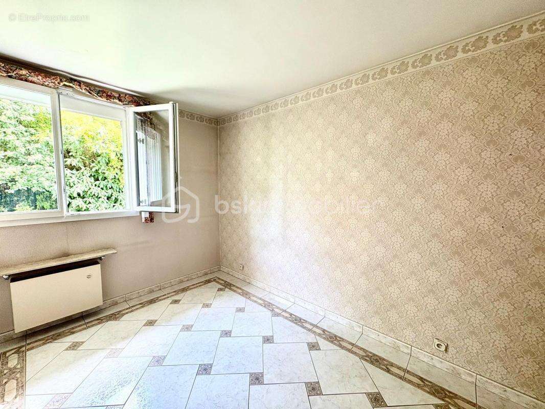 Maison à BALLAINVILLIERS