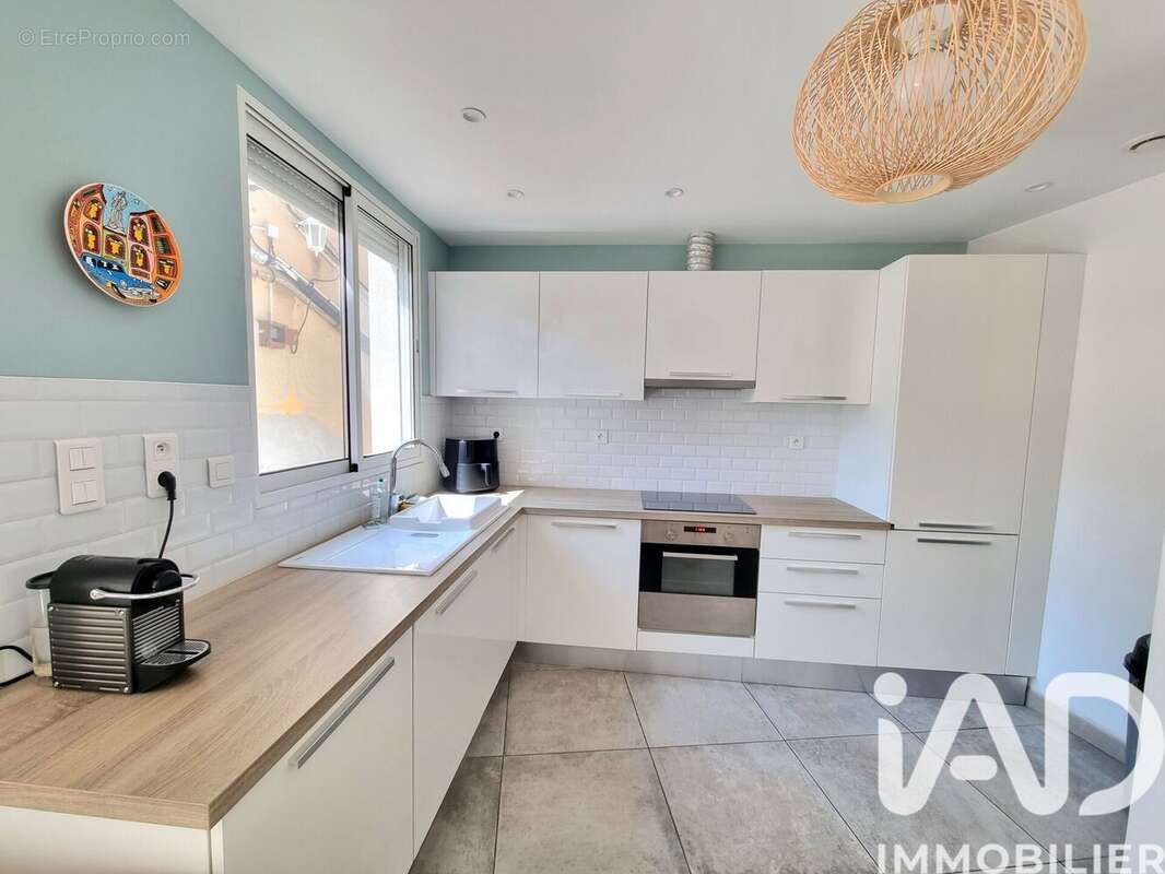 Photo 2 - Maison à MARSEILLE-9E