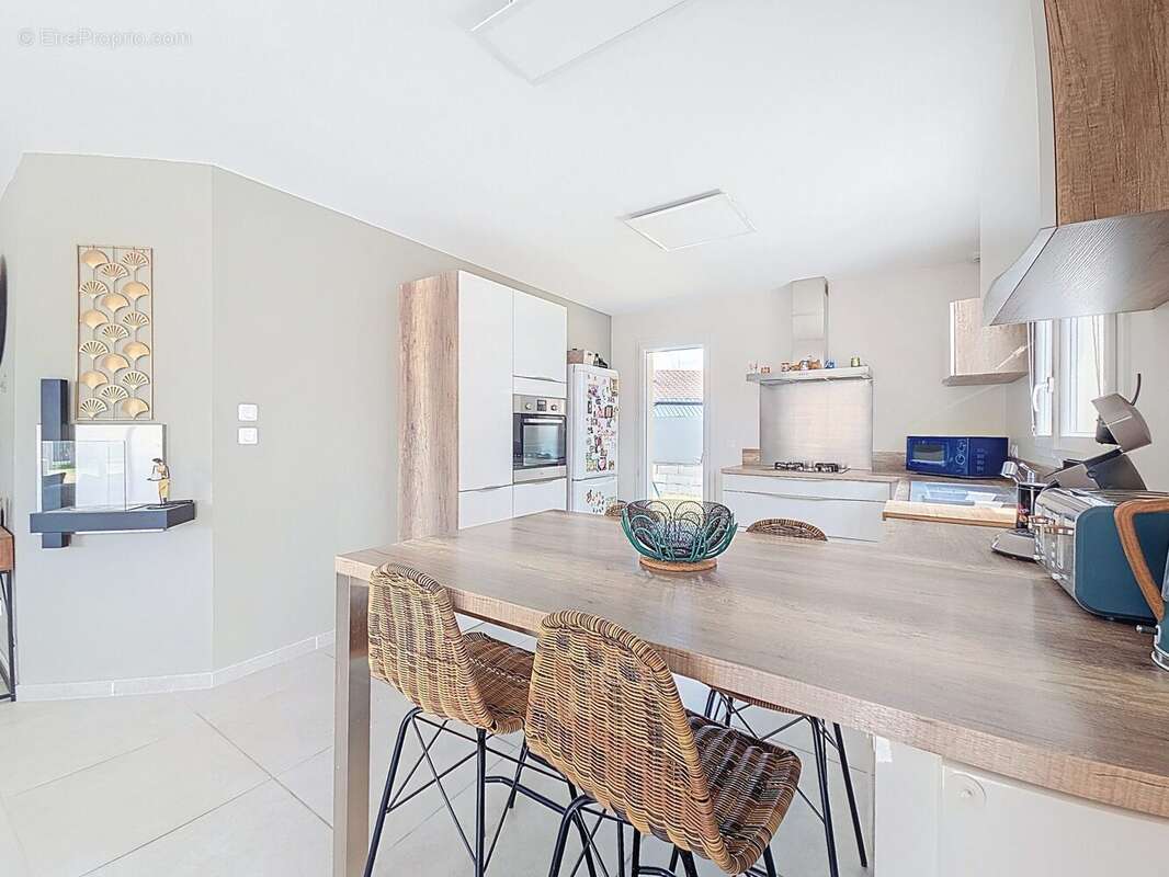 Maison à CHARVIEU-CHAVAGNEUX