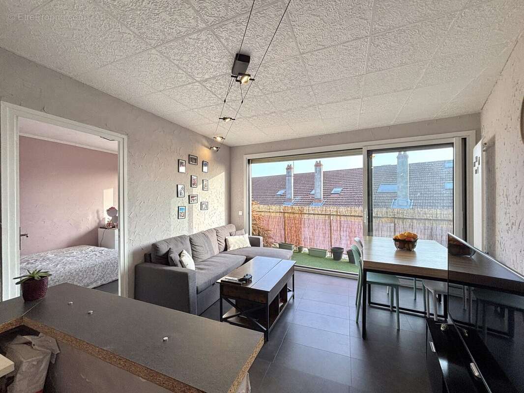 Appartement à PONT-DE-CHERUY