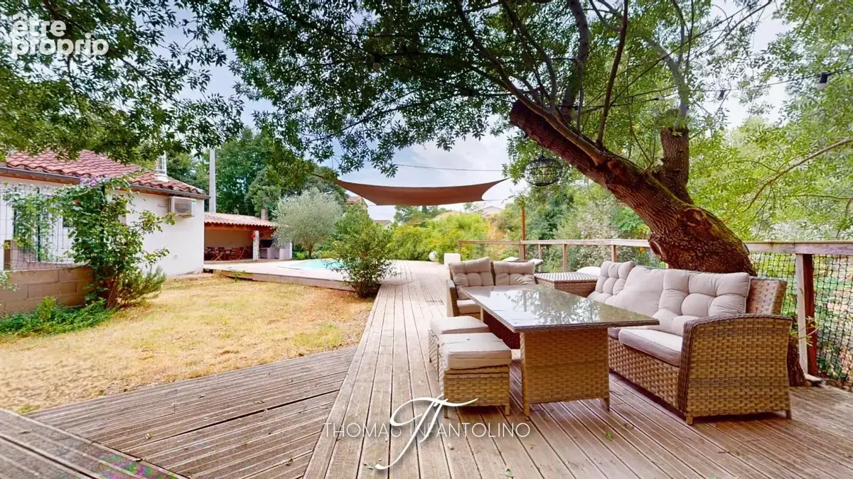 En exclusivite - maison en pierre - jardin - piscine - garage - climatisation - faible taxe foncière - photo 7