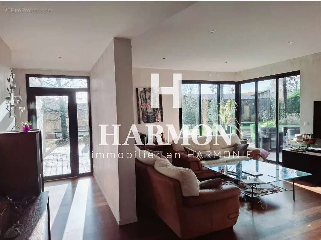 Maison à SAINT-SELVE