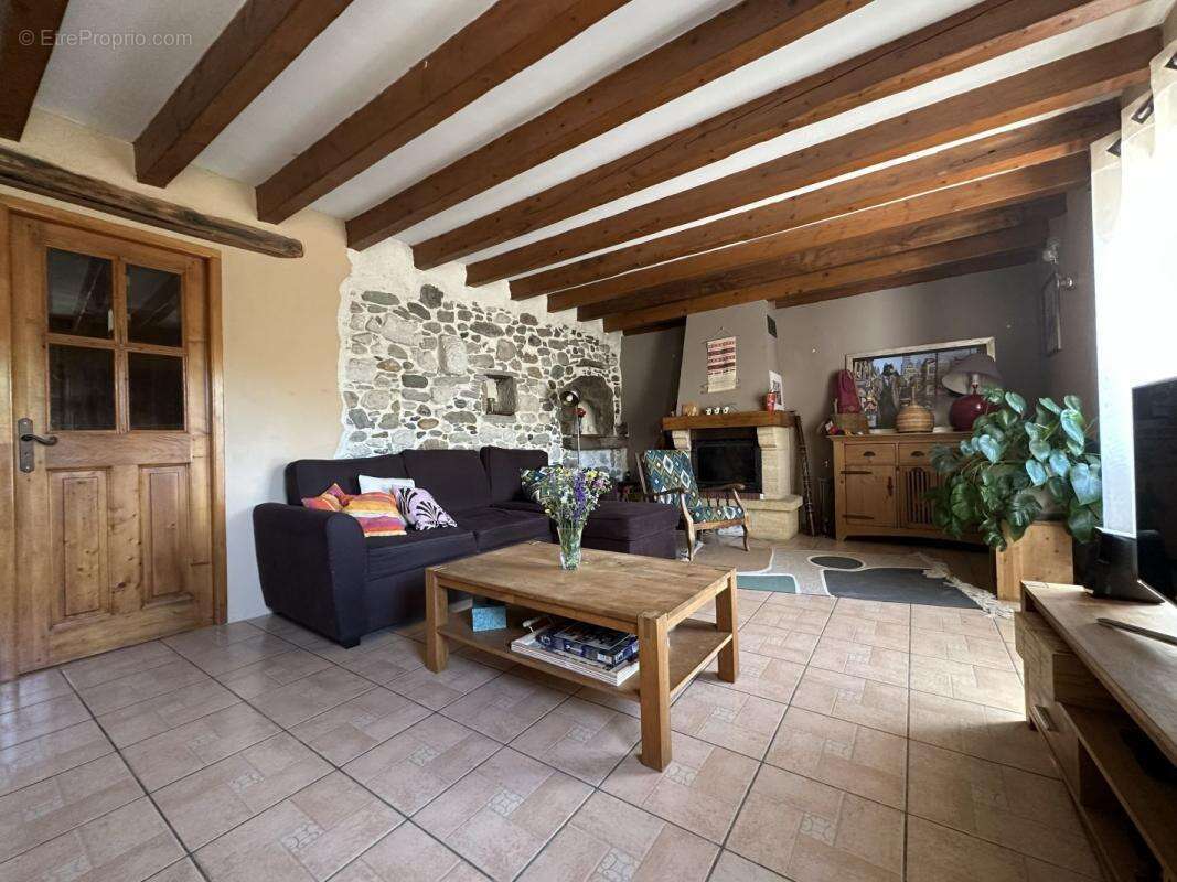 Maison à RUMILLY