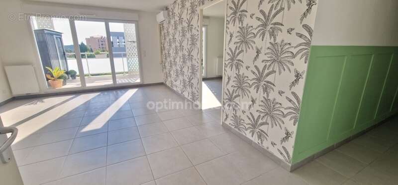 Appartement 80 m² à Istres  - photo 13
