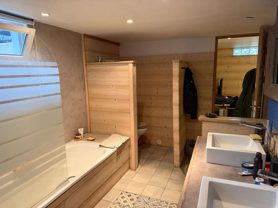 Maison à LA GARDE-FREINET