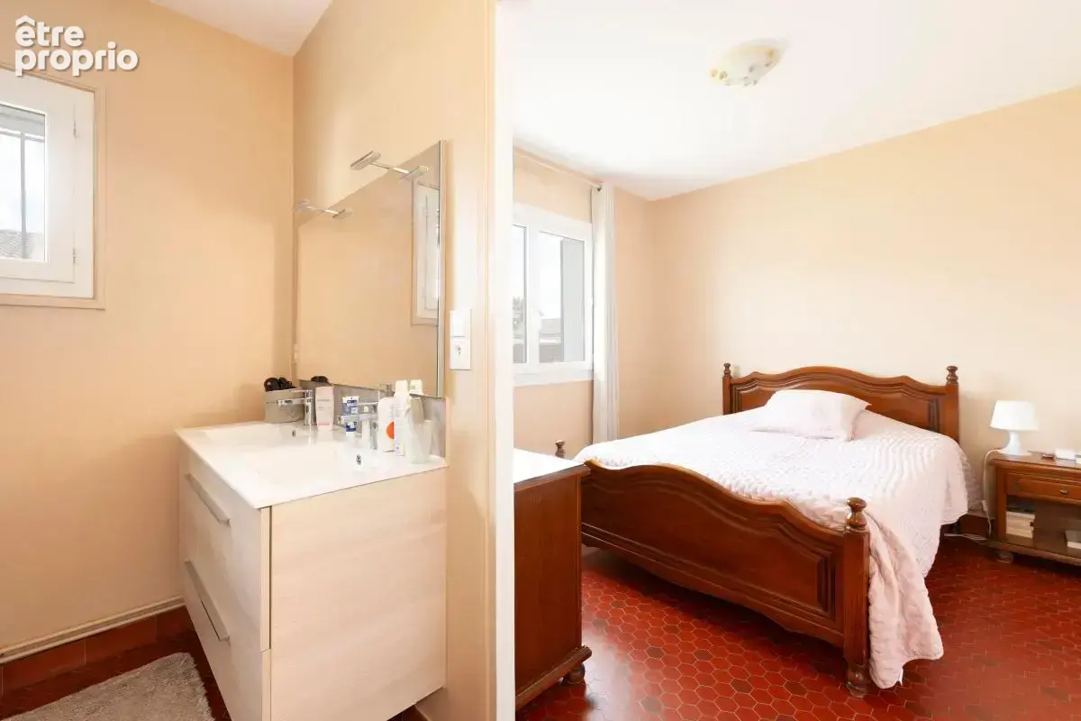 Une maison de plain-pied alliant confort, fonctionnalité et beaux volumes ! - photo 5