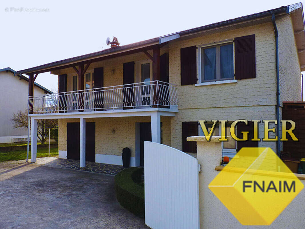 Maison à CAPDENAC-GARE