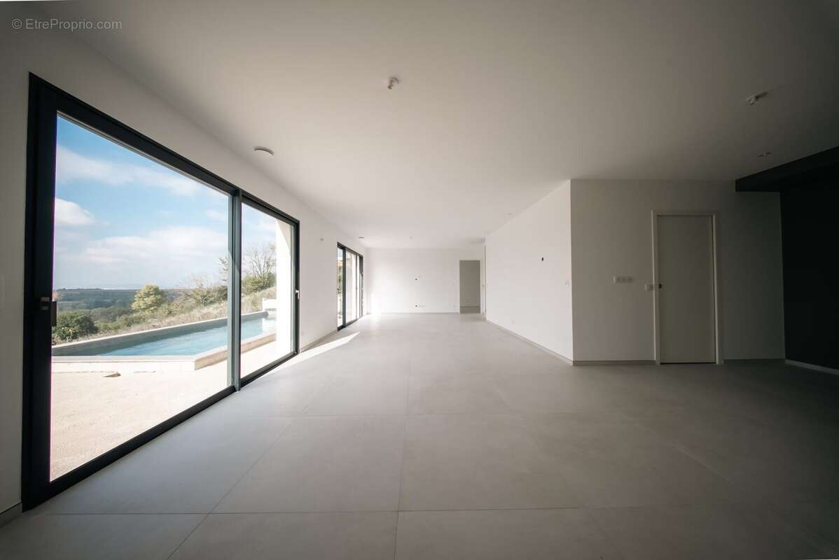 Maison à MEZEL