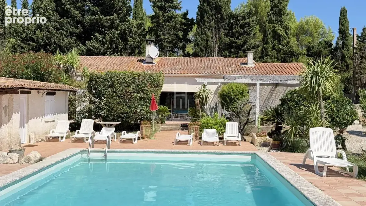 Propriété Alpilles Sud  dans site exceptionnel et protégé - photo 2