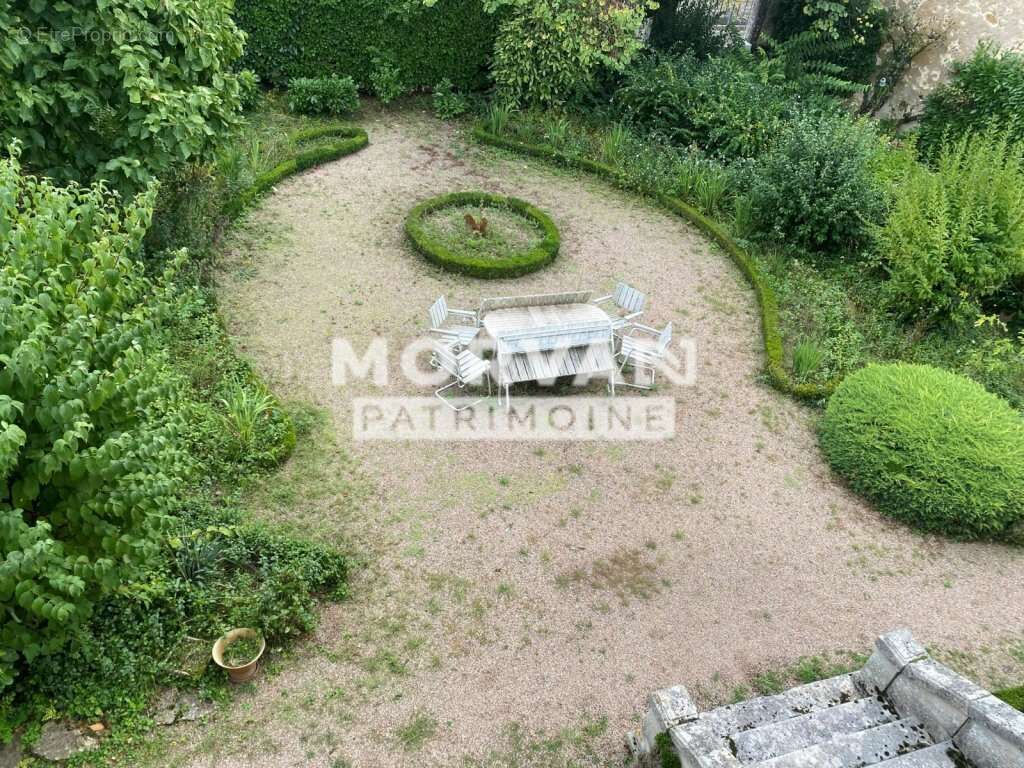 Maison à SAINT-SAULGE