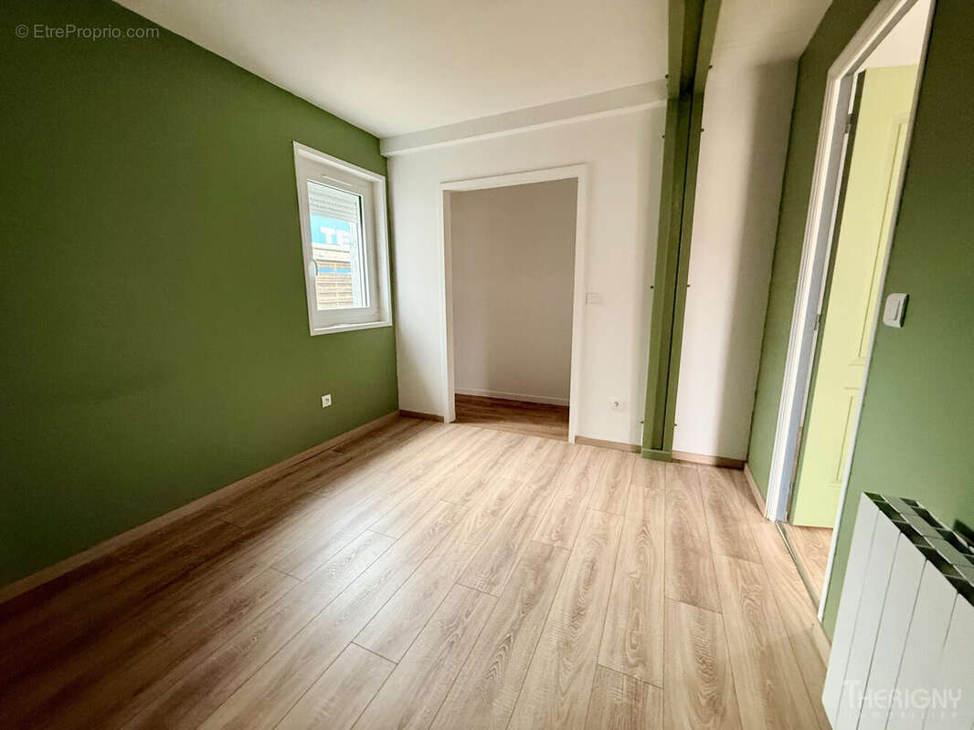 Maison à FEUQUIERES-EN-VIMEU