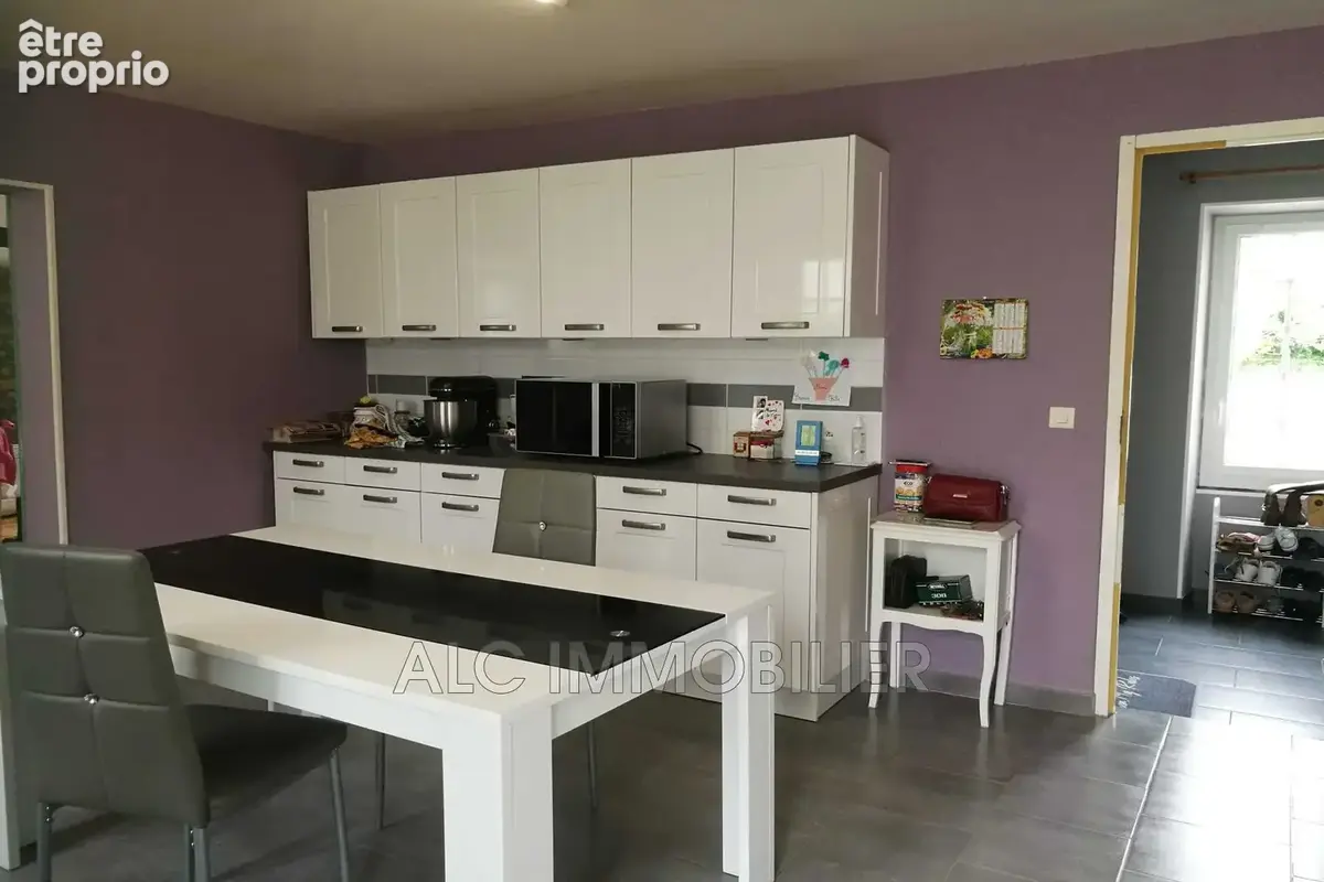 Maison 5 pièces 140 m² à vendre à Hauterive (61250) - photo 4