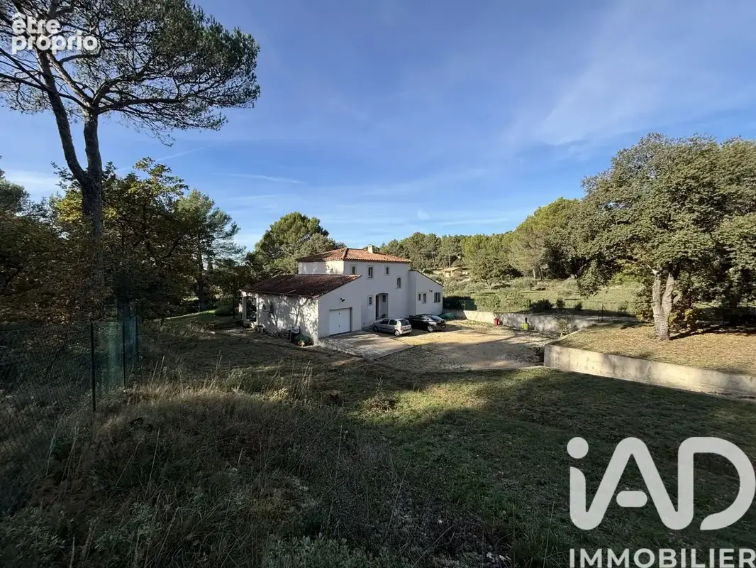 Photo 1 - Maison à LAMBESC