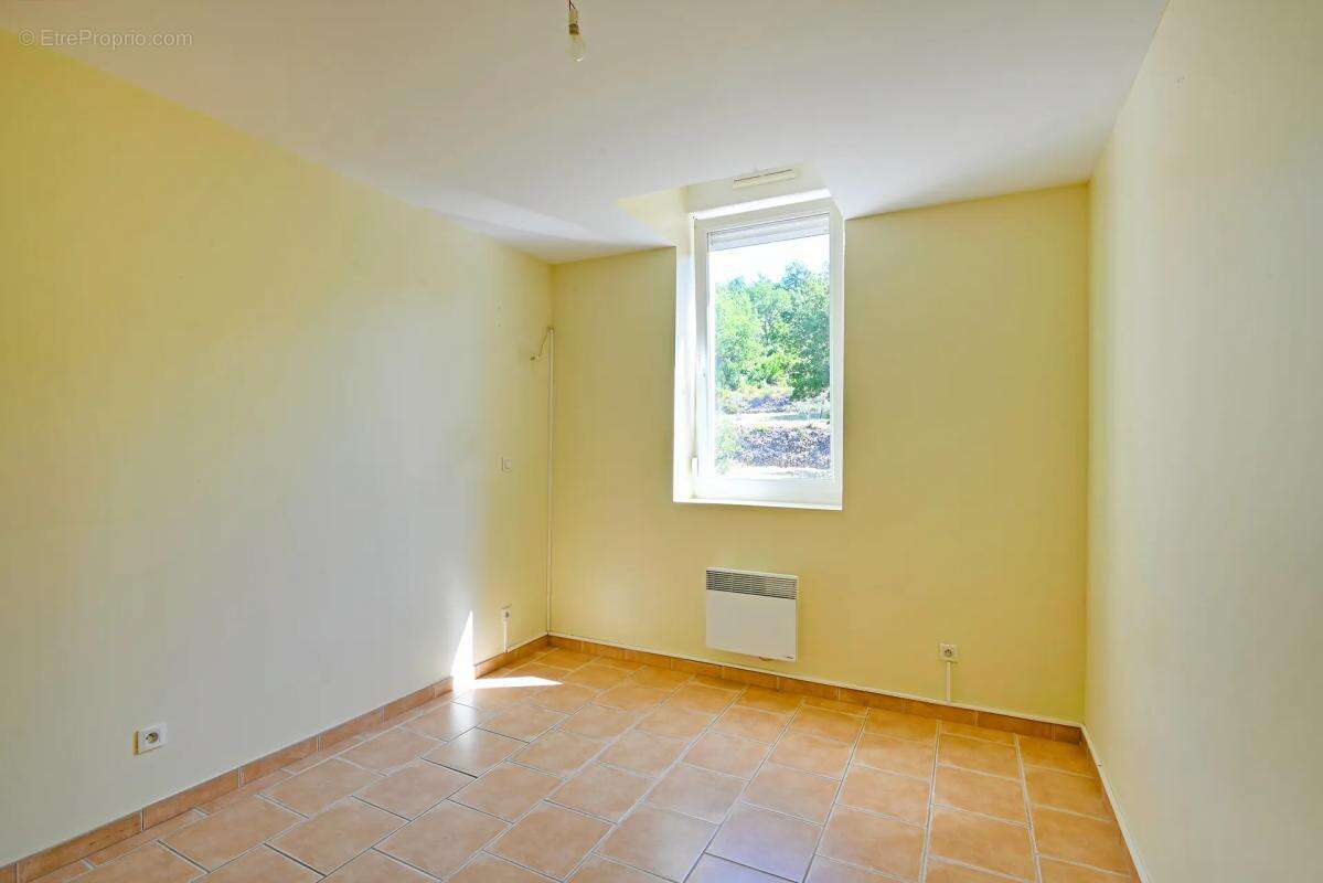 Appartement de 5 pièces de 98 m² à Ruoms - photo 14