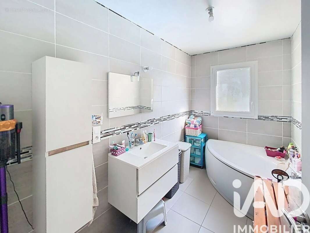 Photo 8 - Maison à CUBLAC