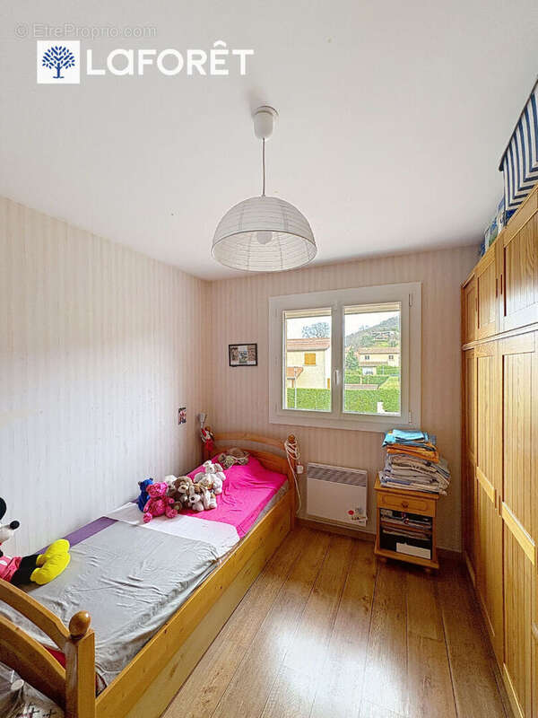 Maison à BOURGOIN-JALLIEU