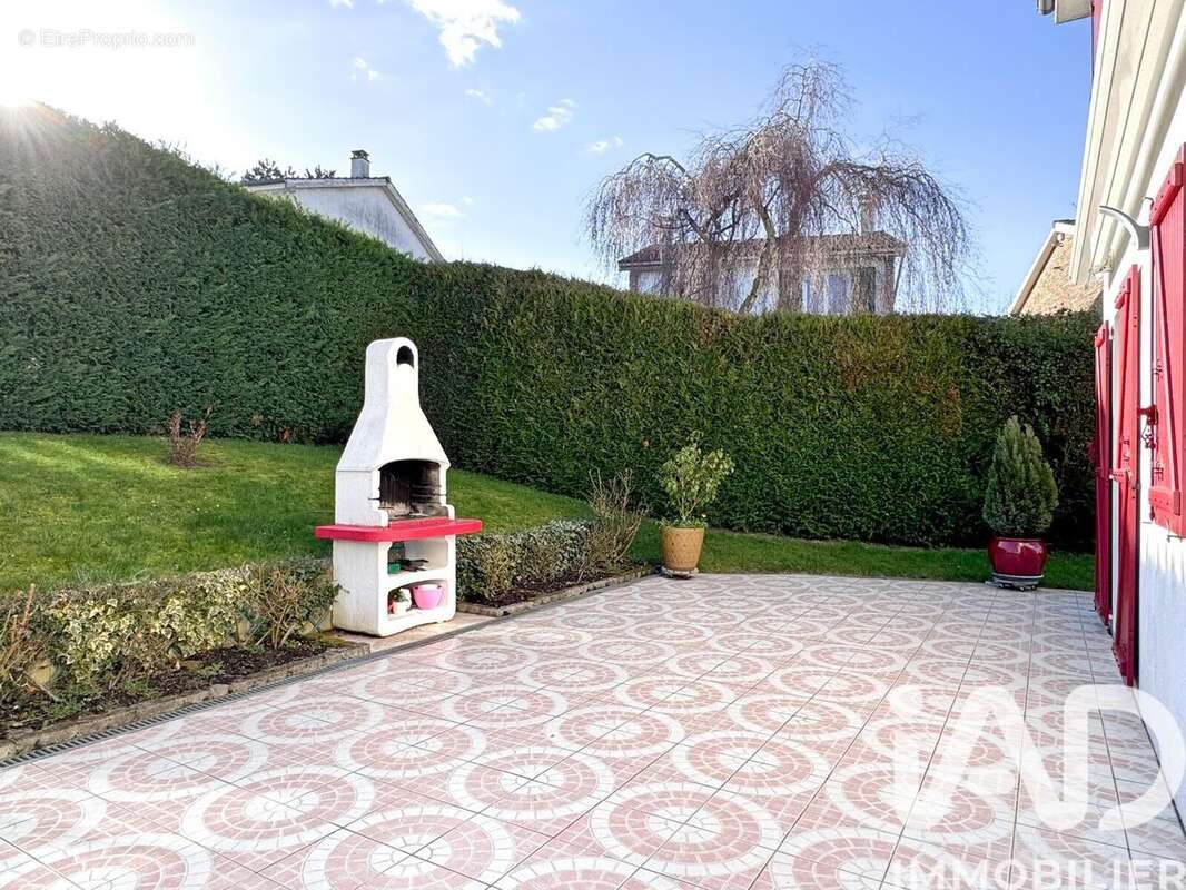 Photo 8 - Maison à CONCHES-SUR-GONDOIRE