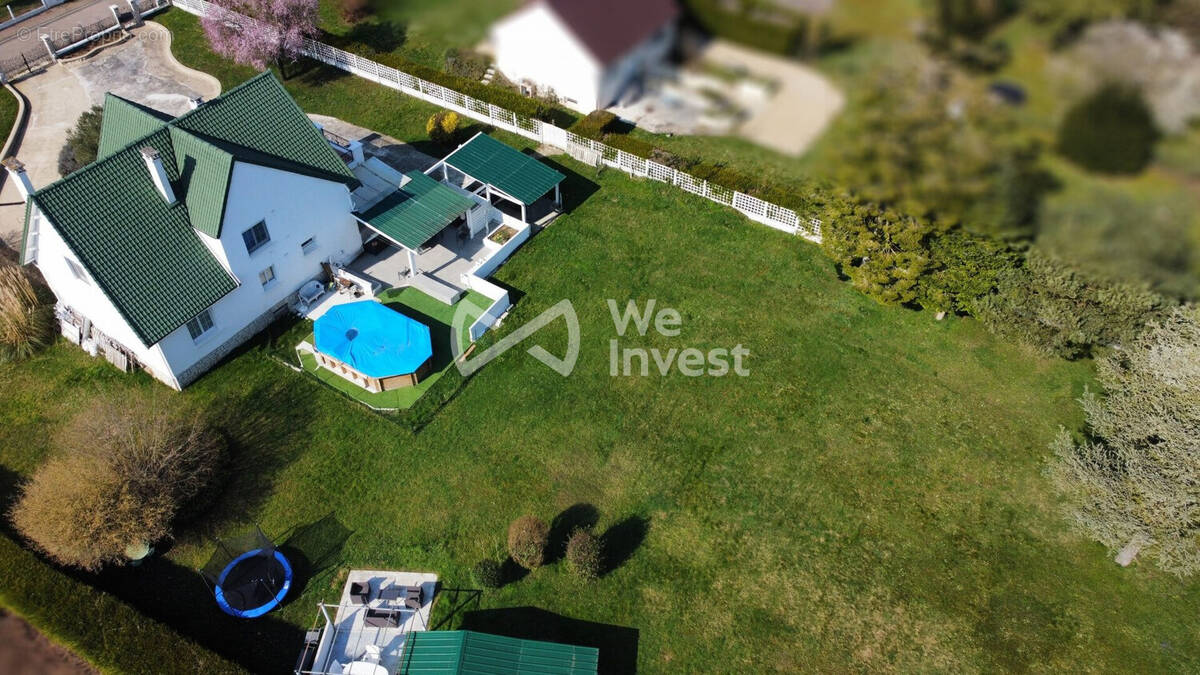 Maison à COURLON-SUR-YONNE