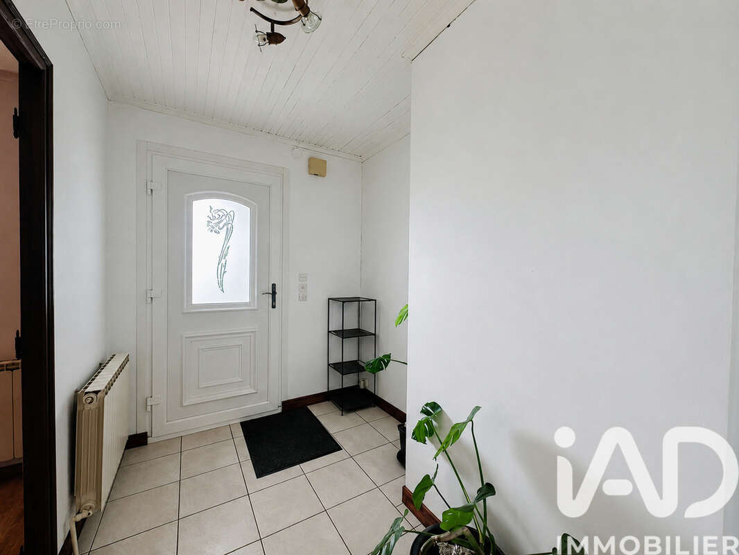 Maison 166 m² à Moussey  - photo 4