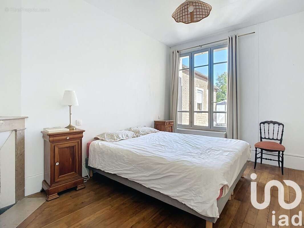 Photo 6 - Maison à VILLERS-COTTERETS