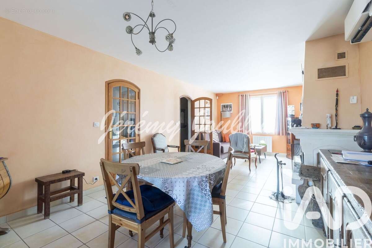 Photo 6 - Maison à JOUY-LE-MOUTIER
