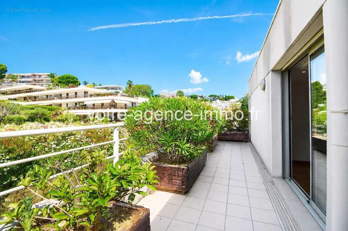 Nice Lanterne - PENTHOUSE VUE MER 360° - 190 m² + 346 m² de terrasses - Dernier étage - 2 garages - photo 23