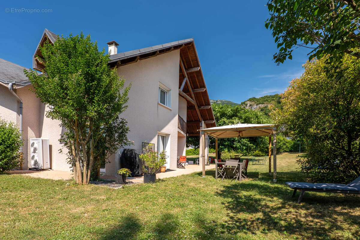 Exclusivité à Chambéry : Maison d'architecte de 225,21 m2 - photo 22